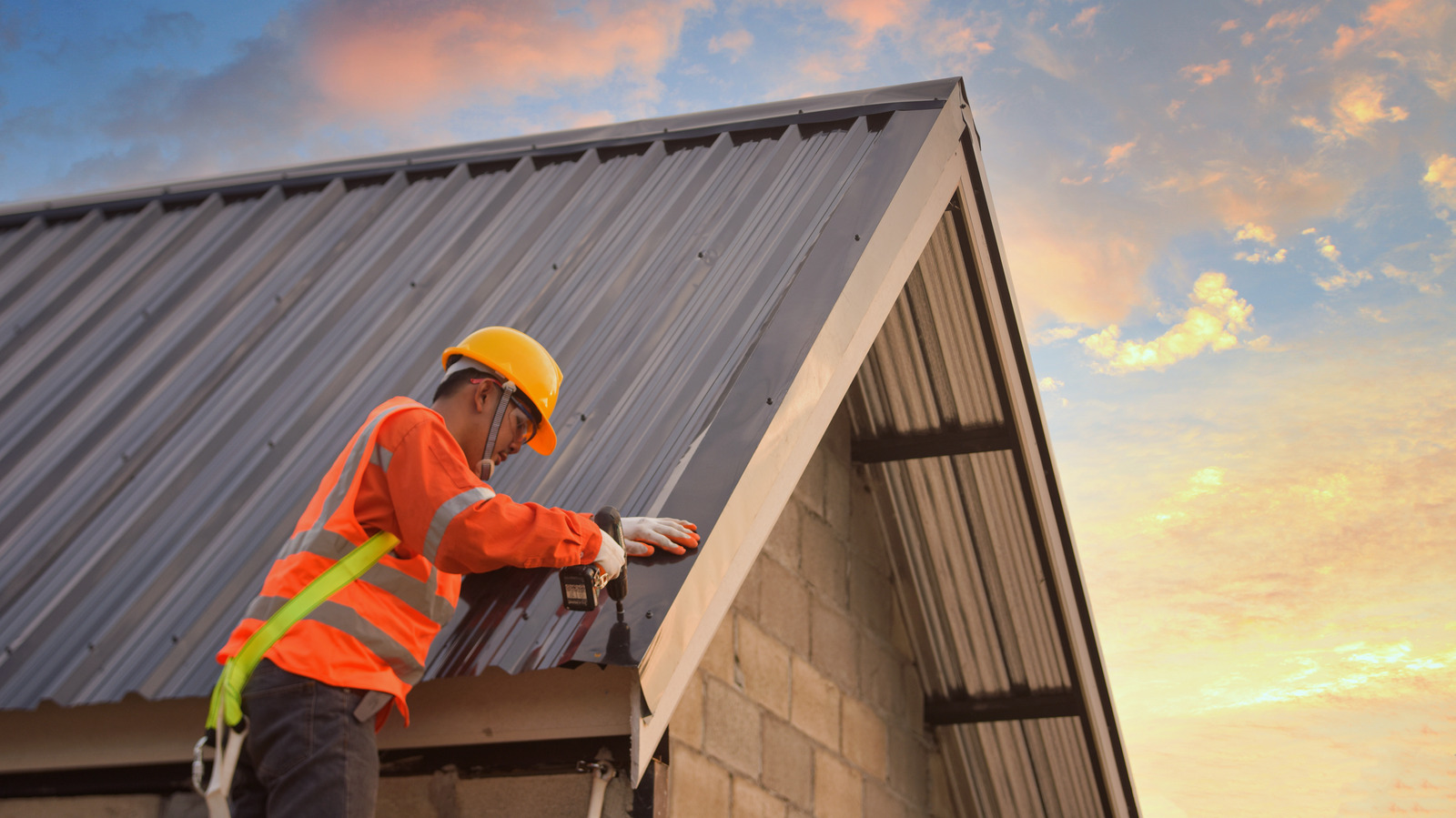 How Long Does a Commercial Roof Last? How Long Does a Commercial Roof Last?